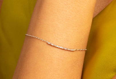 Se alla armband